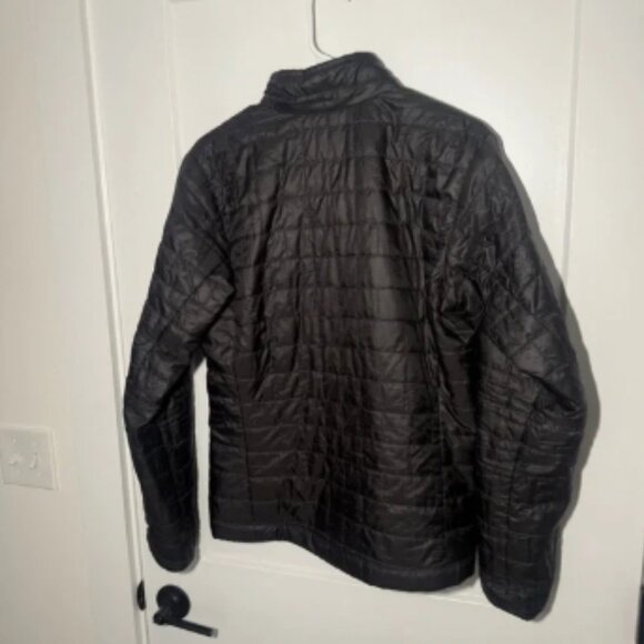 Patagonia Men's Black Quilted Puffer Jacket. Preppy outdoor hiking wear. Small - Picture 6 of 6